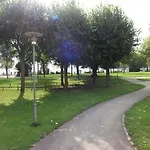 Aeltere Fewo Am Uferpark